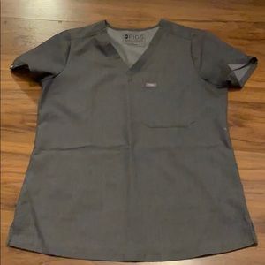 Figs Catarina scrub top.